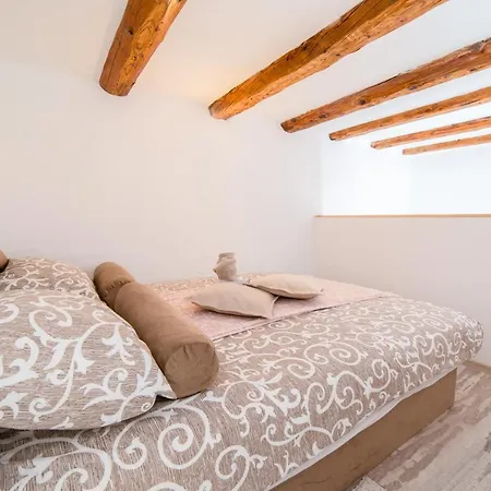 Bianchi Apartment